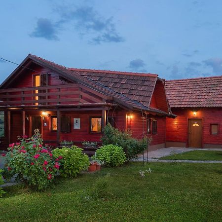 Villa Kuca Za Odmor Jezero Ogulin Esterno foto