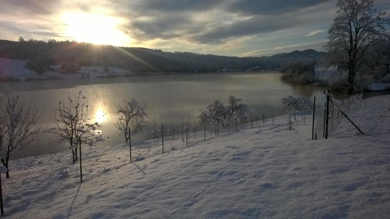 Villa Kuca Za Odmor Jezero Ogulin Esterno foto
