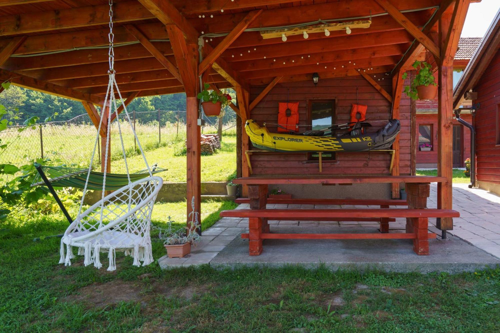 Villa Kuca Za Odmor Jezero Ogulin Esterno foto